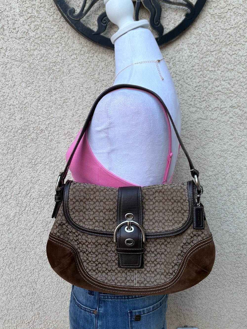 Vintage Coach Soho Signature Flap Shoulder Bag F10926 Khaki Mahogany Suede Y2K
